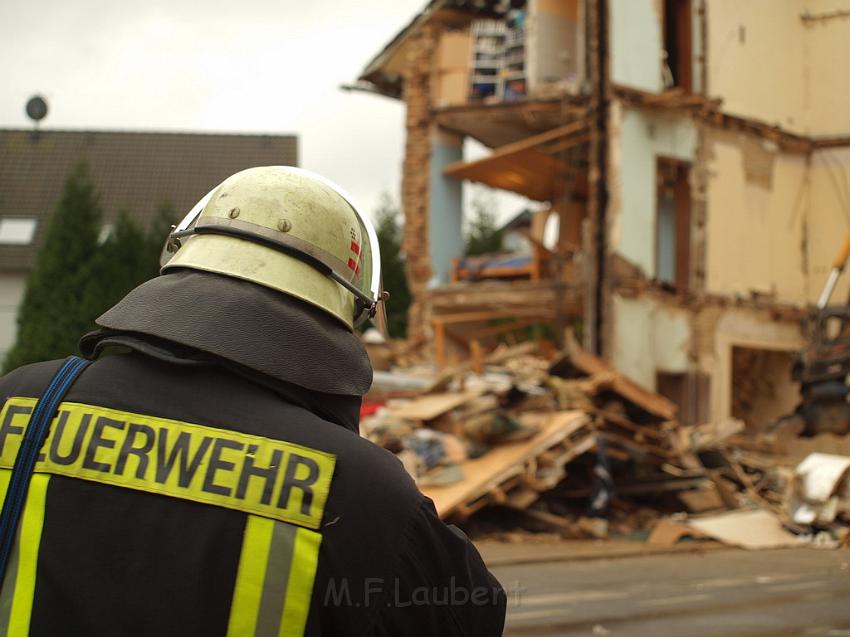 Hausexplosion Bruehl bei Koeln Pingsdorferstr P453.JPG